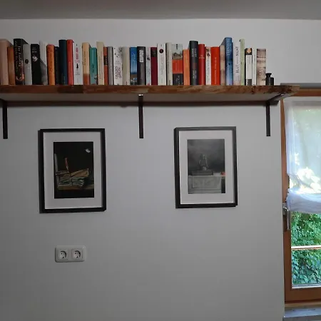 Apartment Kunst Und Kulturschuppen Hasenmuehle Kammerstein